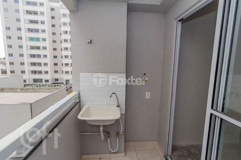 Image 9 - 881276
