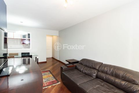 Image 7 - 881283