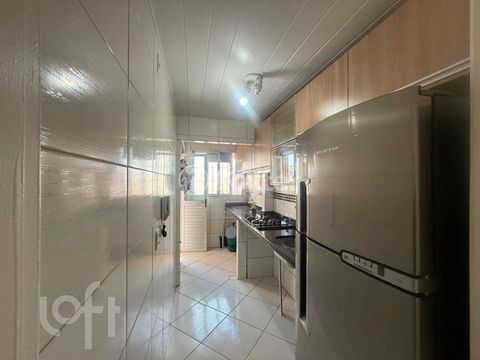 Image 9 - 881345