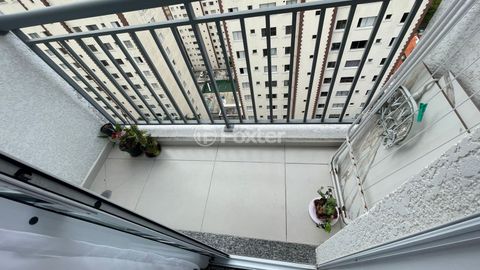 Image 5 - 881355
