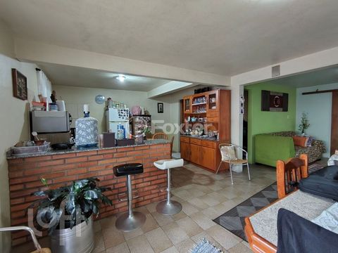 Image 11 - 881360