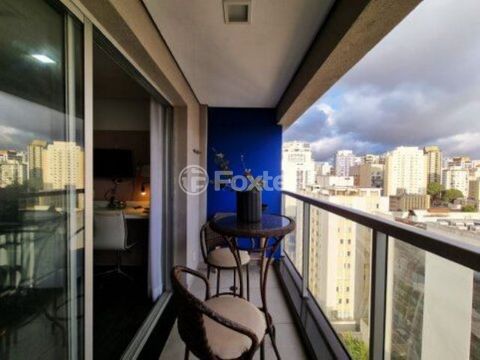 Image 3 - 881363
