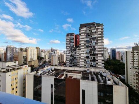 Image 1 - 881375