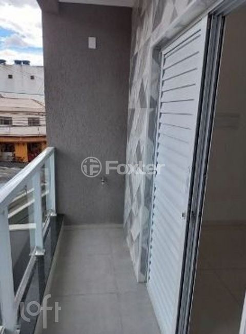 Image 4 - 881382