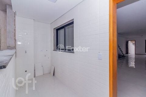 Image 9 - 881382