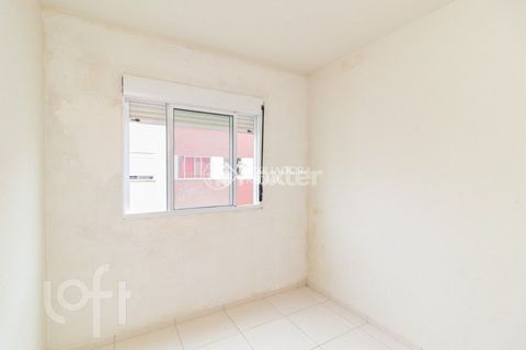 Image 7 - 881391