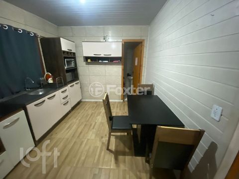 Image 9 - 881398
