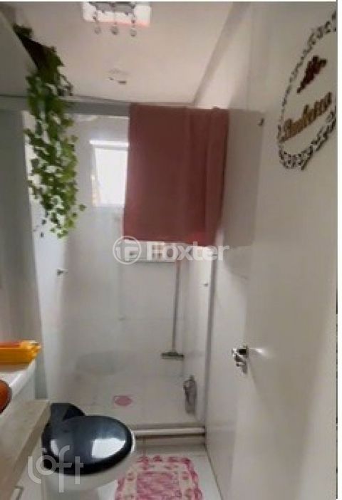 Image 6 - 881428