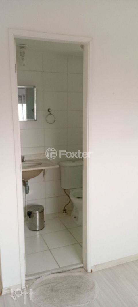 Image 5 - 881442