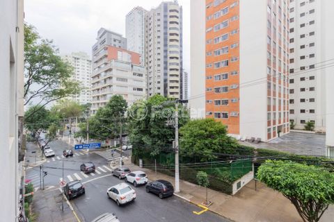 Image 1 - 881446