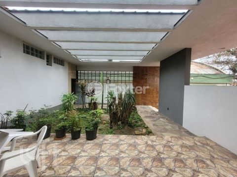 Image 4 - 881449