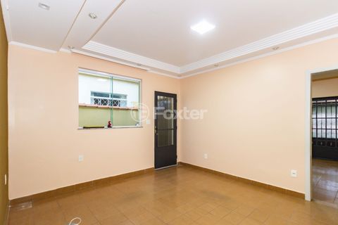 Image 6 - 881456