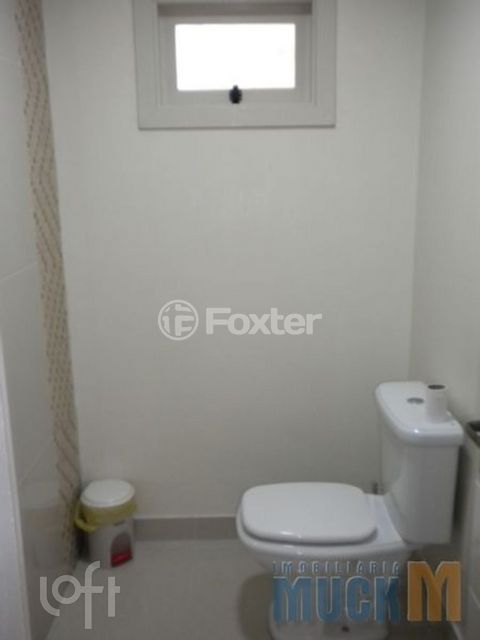 Image 9 - 881471