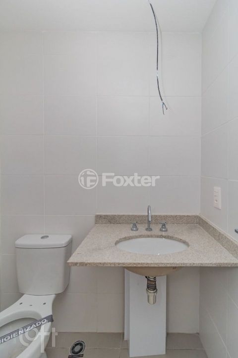 Image 7 - 881473