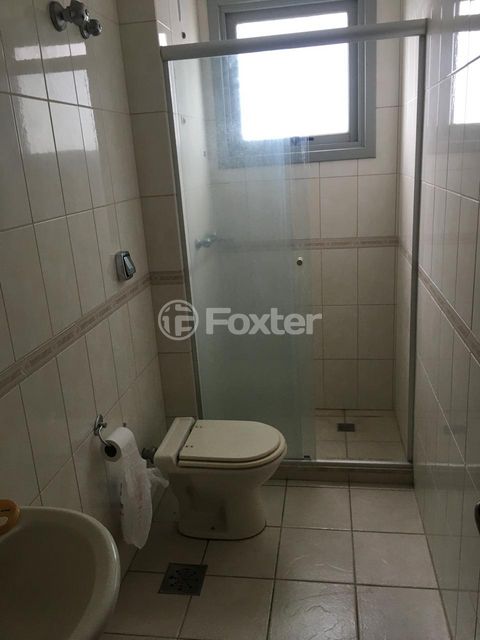 Image 3 - 881503