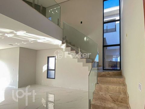 Image 8 - 881508