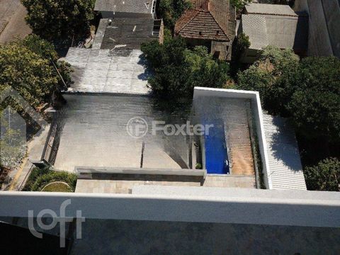 Image 6 - 881509