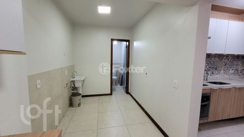 Image 10 - 881514