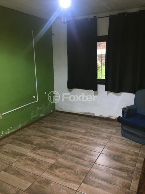 Image 7 - 881519