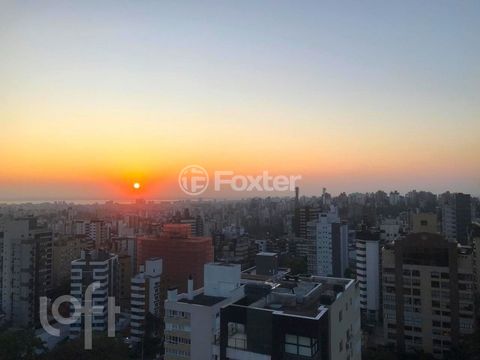 Image 0 - 881523
