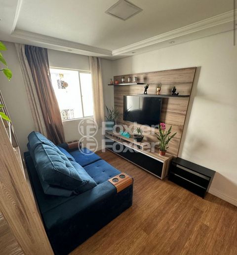 Image 1 - 881525