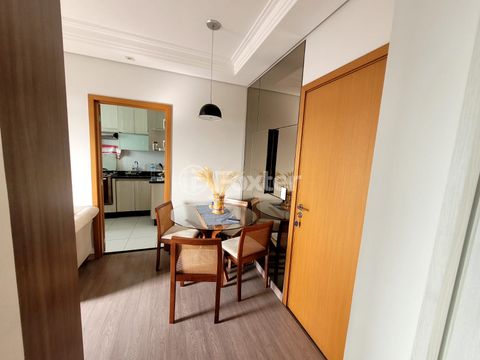 Image 7 - 881527
