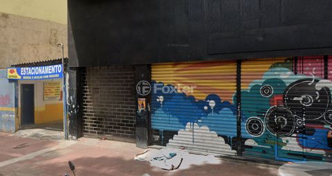 Image 1 - 881528
