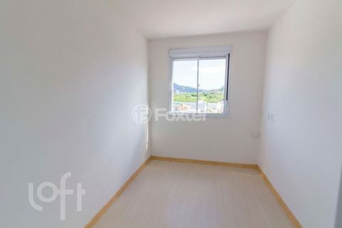 Image 3 - 881579