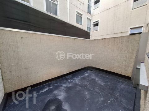 Image 3 - 881585