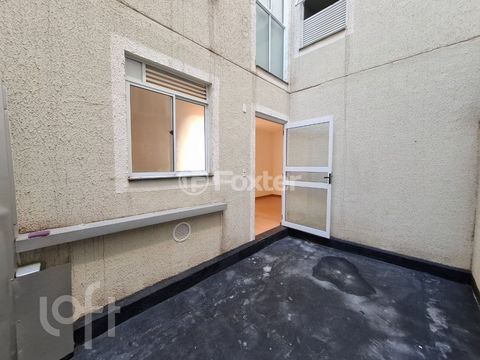Image 8 - 881585