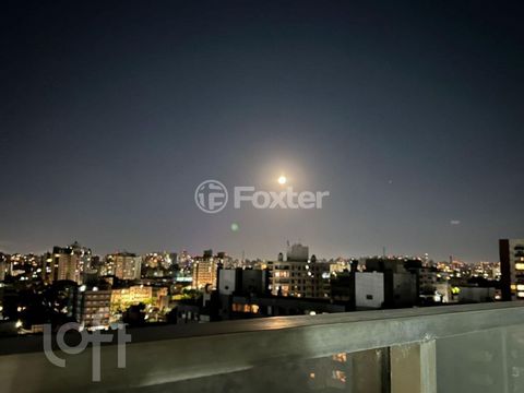 Image 3 - 881586