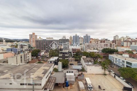 Image 13 - 881587