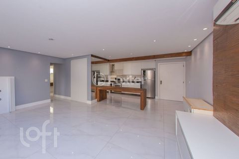 Image 11 - 881588