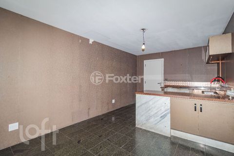 Image 11 - 881614