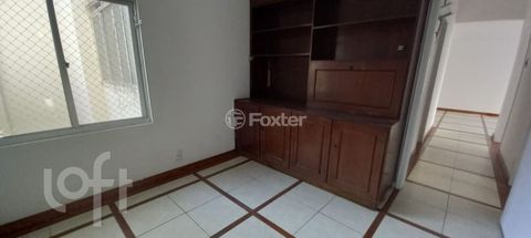 Image 9 - 881621