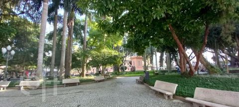 Image 15 - 881621
