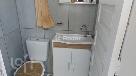 Image 8 - 881622