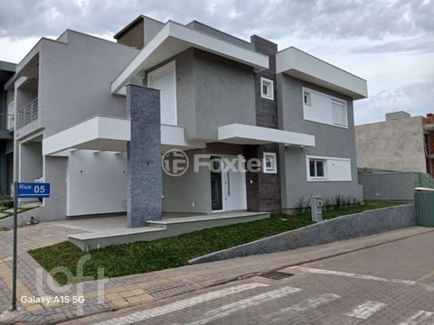 Image 1 - 881660