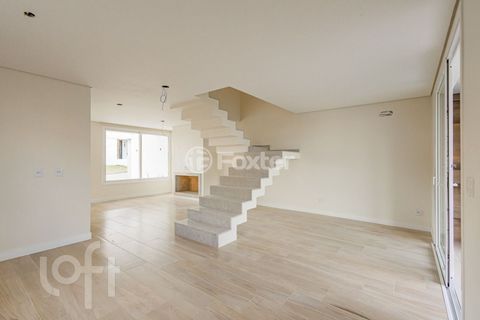 Image 6 - 881660