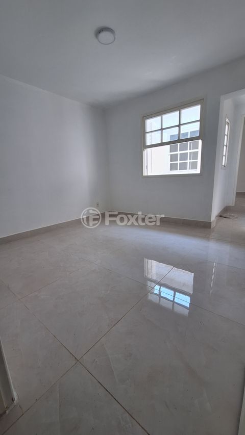 Image 3 - 881662