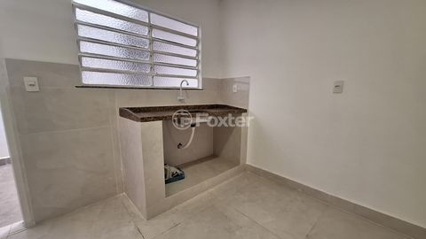 Image 9 - 881662