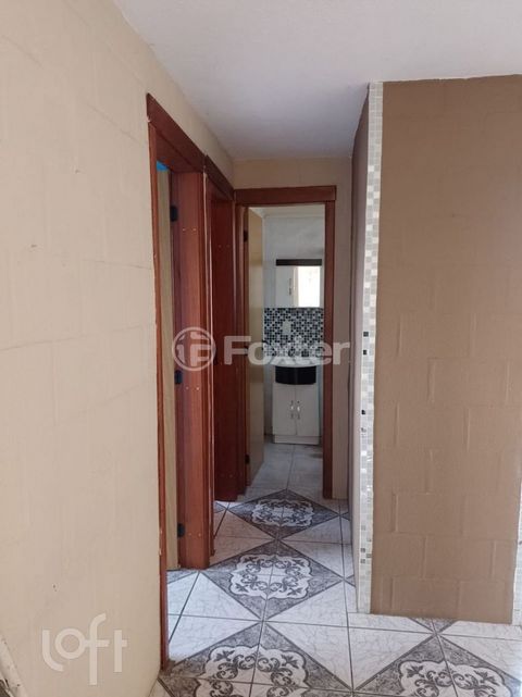 Image 1 - 881667