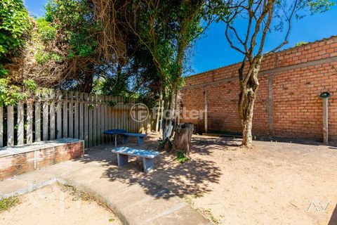 Image 14 - 881667