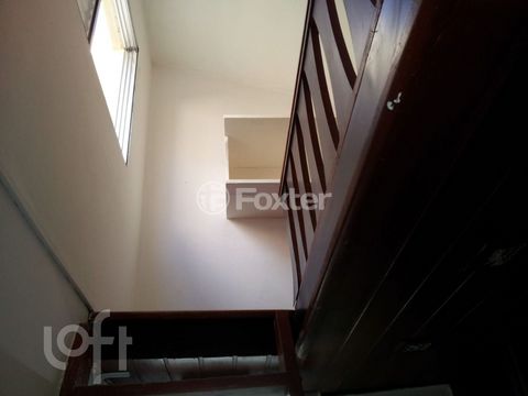 Image 5 - 881668
