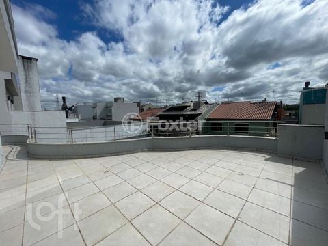 Image 17 - 881673