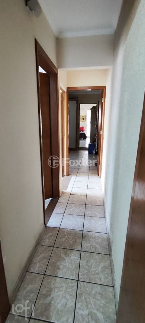 Image 4 - 881674