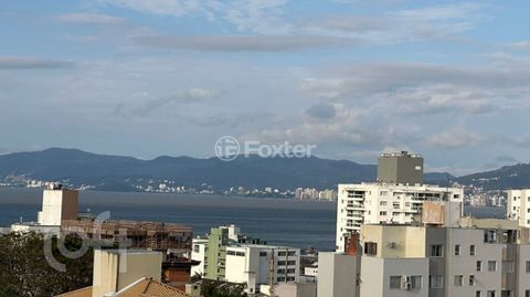 Image 9 - 881676