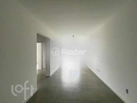 Image 1 - 881676