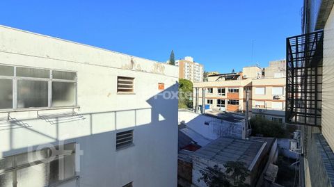 Image 7 - 881680