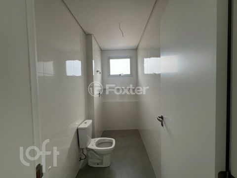 Image 6 - 881689